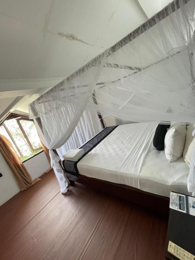 Happy Bay Hotel Weligama Kültér fotó