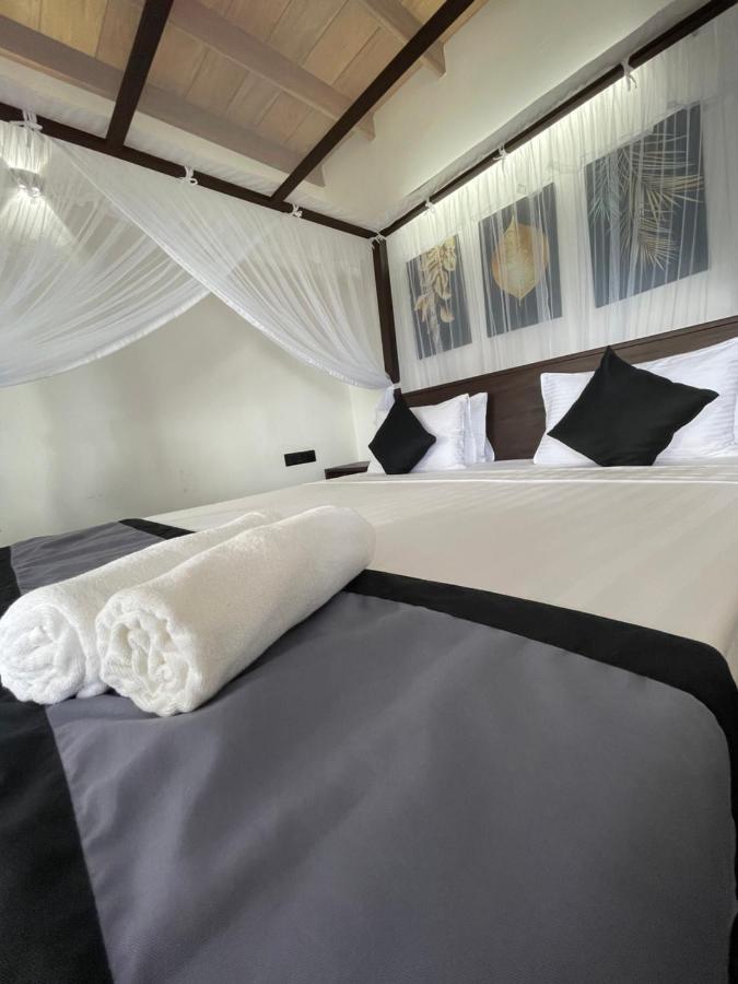 Happy Bay Hotel Weligama Kültér fotó